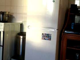 Freecycle Free hotpoint fridge freezer. Too large for my kitchen