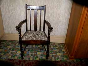 Freecycle Two oak Craver chairs dated about 1900