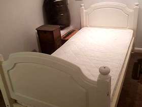 Freecycle Single bed & mattress