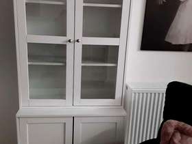 Freecycle White cabinet
