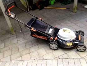 Freecycle Electric Lawnmower