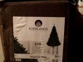 Freecycle Artificial Christmas Tree