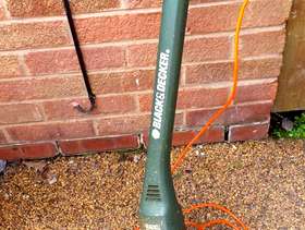 Freecycle Small grass and weed strimmer