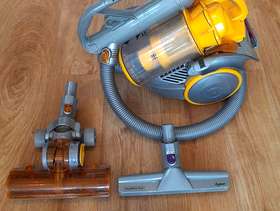 Freecycle Dyson vacuum cleaner