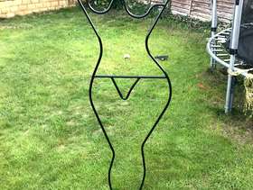 Freecycle Ironwork mannequin