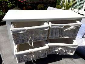 Freecycle White 4 drawer unit