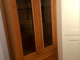 Freecycle Display cabinet with light and two drawers