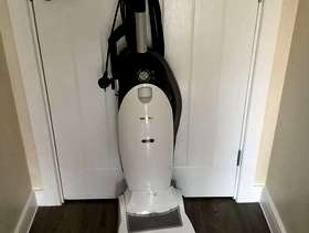 Freecycle Miele upright vacuum cleaner