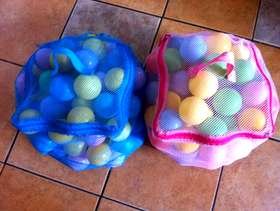 Freecycle Balls for a ball/paddling pool