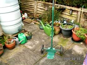 Freecycle 2 wheeled Pot mover