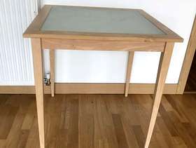 Freecycle Free table - Wallington