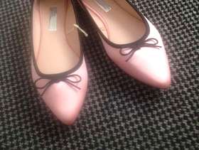 Freecycle Dusky pink flat shoes