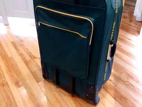 Freecycle Large Suit Case