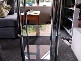 Freecycle Glass shelving unit