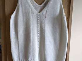 Freecycle Size 16 cotton knitted top