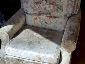 Freecycle Sofa and two armchairs