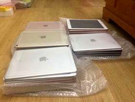 Freecycle Assorted second handed Apple Ipads