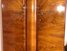 Freecycle Vintage Ladies wardrobe