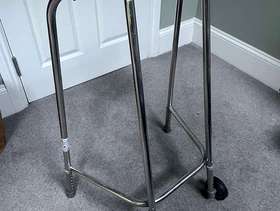 Freecycle Zimmer frame