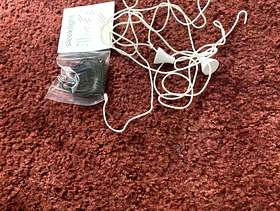 Freecycle Light pulls x2