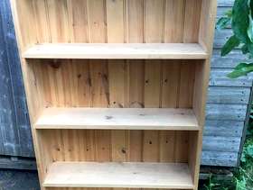 Freecycle Book case