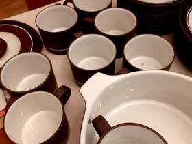 Freecycle Hornsea dinner service