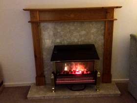 Freecycle Dimplex electric fire marble hearth & wooden surround