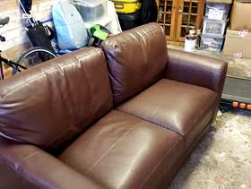 Freecycle Brown leather 2 seater settee
