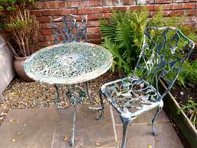 Freecycle Bistro set