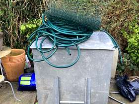 Freecycle Coal bunker, garden hose, garden wire