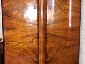 Freecycle Gents wardrobe vintage