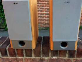 Freecycle Wi-Fi speakers