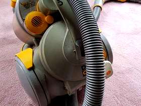 Freecycle Dyson vacuum cleaner