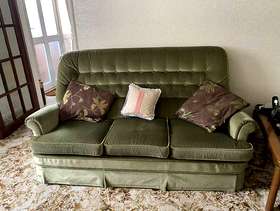 Freecycle Three piece suite