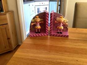 Freecycle Pair of Child’s Bookends