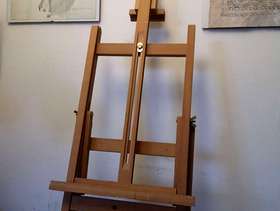 Freecycle Table easel