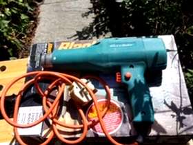 Freecycle Black and Decker Hot Air Paint Stripper