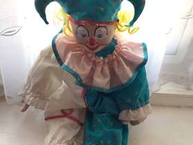 Freecycle CLOWN with PORCELAIN FACE, HANDS AND FEET