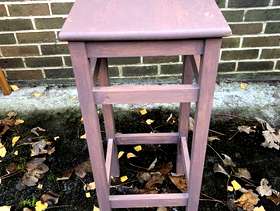 Freecycle Tall table or stool