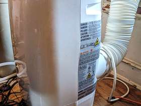 Freecycle BLACK+DECKER Portable air conditioner/heater/dehumidifier