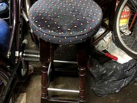 Freecycle Bar stools