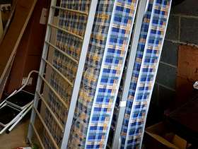 Freecycle Single bed, with second single underneath.