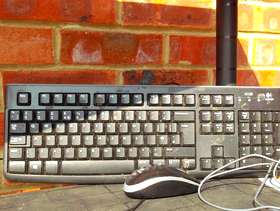 Freecycle Keyboard and mouse
