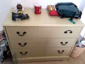 Freecycle Set of drawers and bed side table