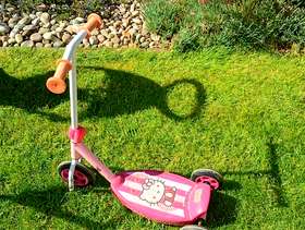 Freecycle Hello Kitty child's Scooter
