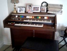 Freecycle Kawai Electronic Organ