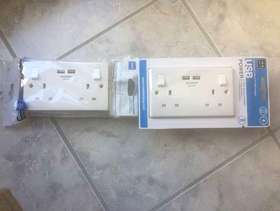 Freecycle Electric Sockets with USB.....Never Used