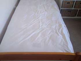 Freecycle Single bed plus mattress