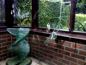 Freecycle Circular glass dining table