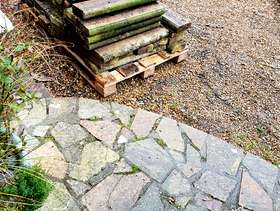 Freecycle Sandstone edging